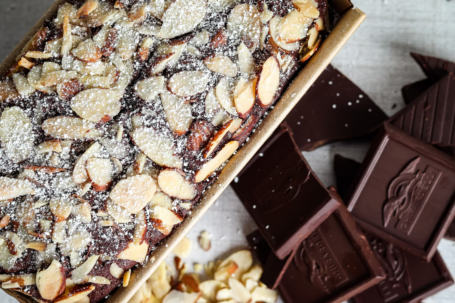 Chocolate almond cake